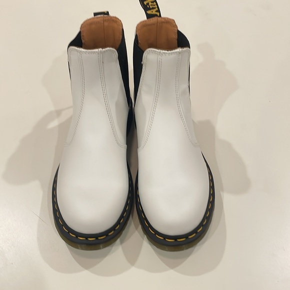 Dr Martens White Chelsea Boot New w/o box mens 9 / wmns 10 - Picture 3 of 6
